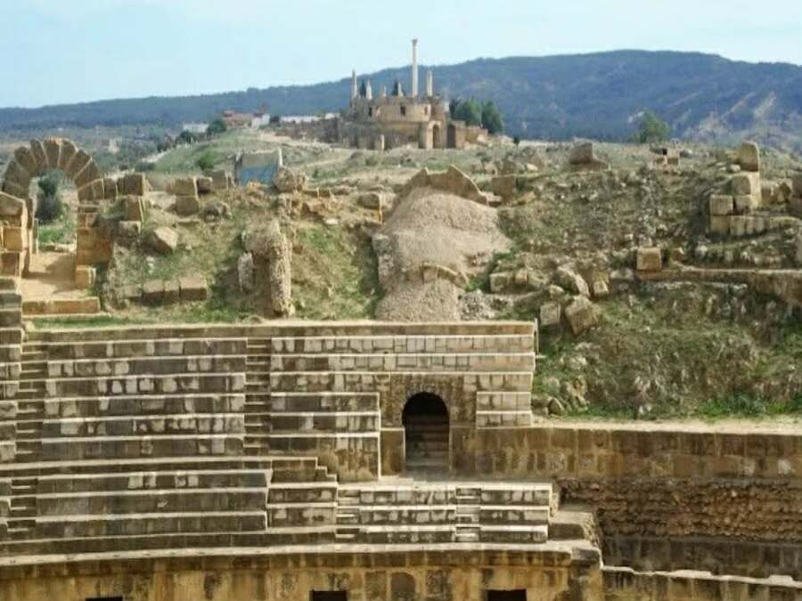 Depuis le port de la Goulette: Viste guidée d'Oudhna et de Zaghouan