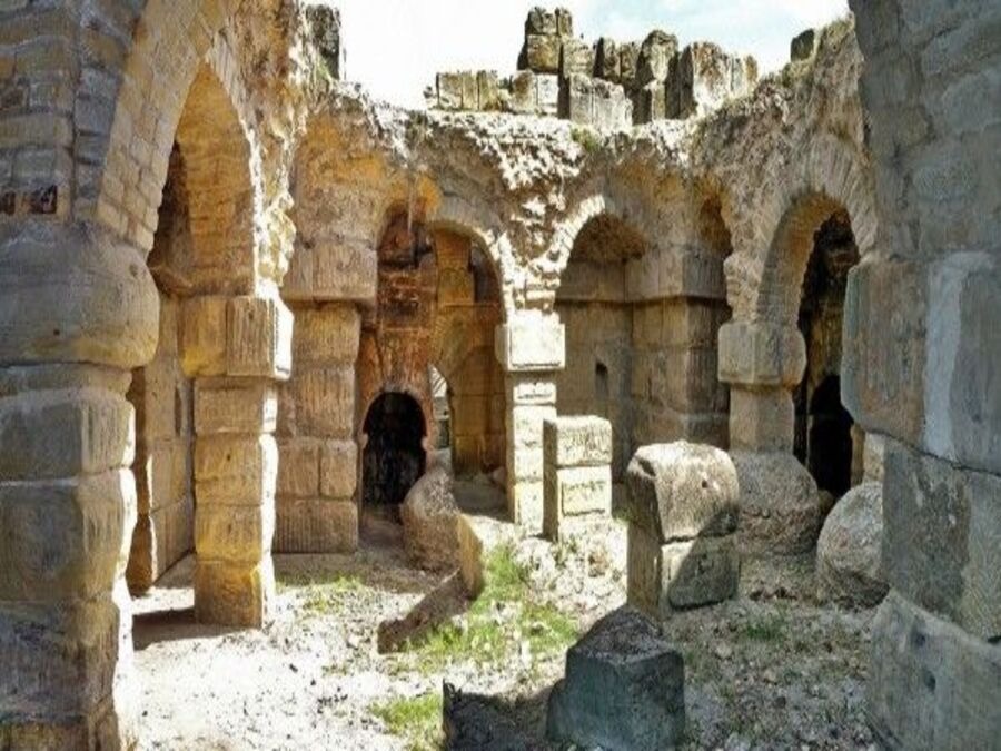 Depuis le port de la Goulette: Viste guidée d'Oudhna et de Zaghouan