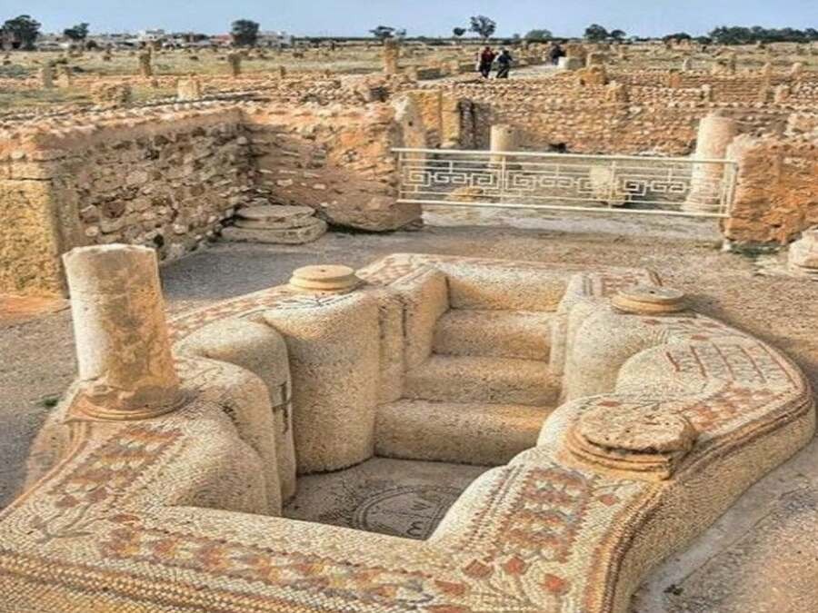 Exursion d'une journée à Kairouan et Sbeitla avec prise en charge depuis Tunis, Hammamet ou Sousse