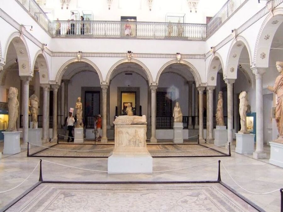 Journée entière Musée du Bardo, Medina, Carthage et Sidi Bousaid depuis Tunis ou Hammamet