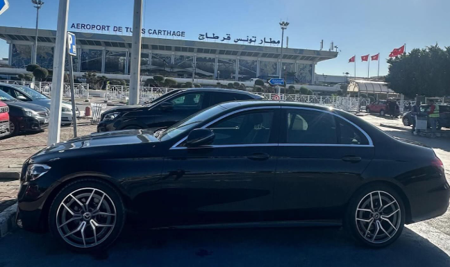 Luxe (Mercedes, BMW ou équivalent)